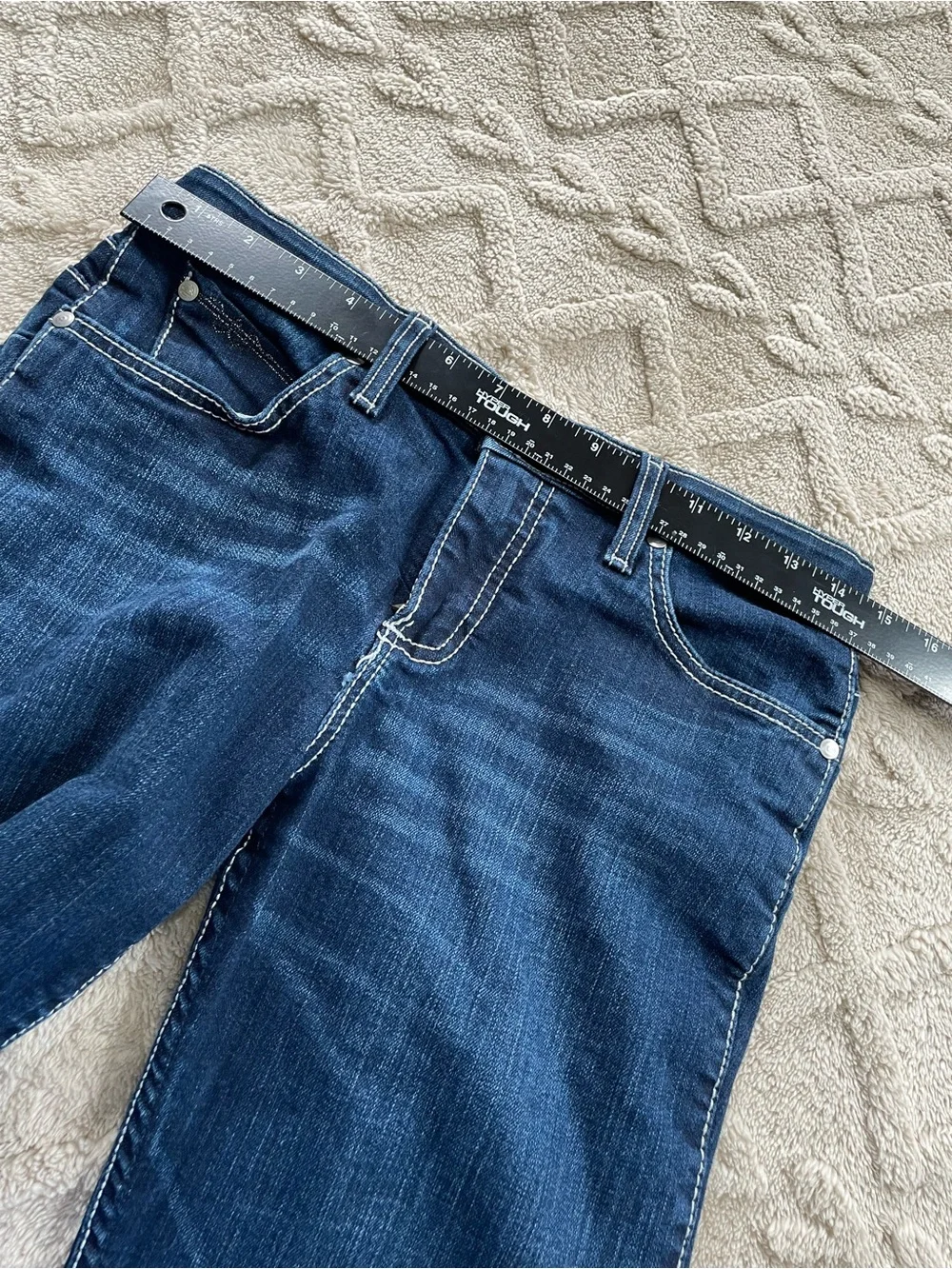 Wrangler Dark Indigo Flare Jeans W/ White Stitching ~ Sz‎ 5/6 Q Baby Jeans